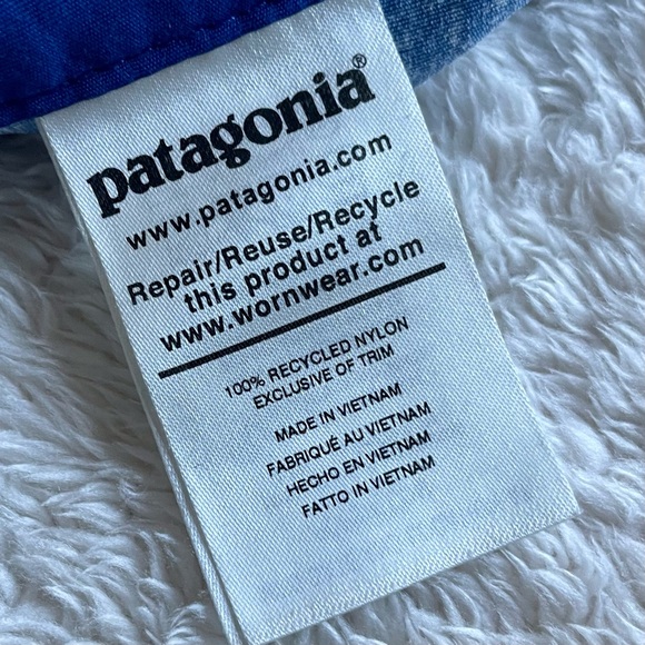 Patagonia Multicolor Striped Wavefarer Board Swim Surf Shorts Sz 6 Blue Purple - Picture 10 of 12